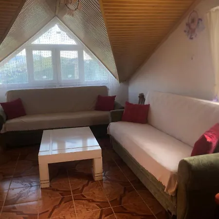 Villa Gunbatimi